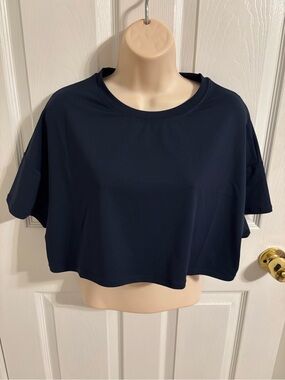 HALARA Navy Relaxed Crop Tee